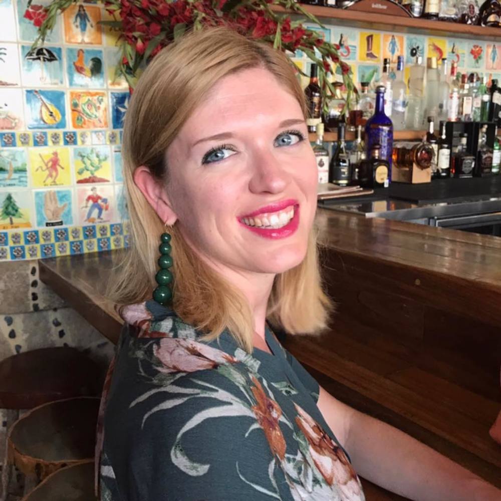 Meet your Posher, Emmanuelle